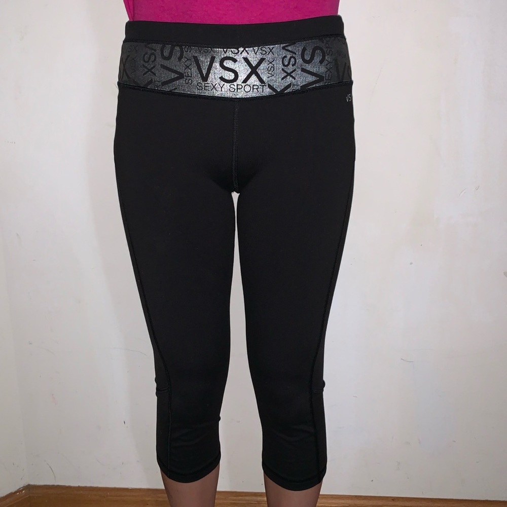 Victoria’s Secret Sport Black Cropped Workout Leggings women’s size extra small
